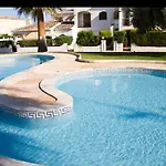 بيت للعطل Con Vistas A La Piscina