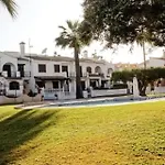 بيت للعطل Con Vistas A La Piscina تورّيفيِخا