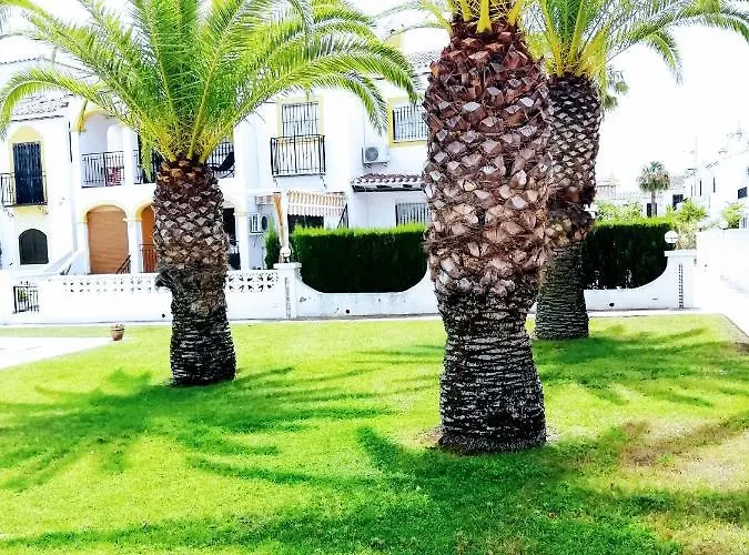 Con Vistas A La Piscina Сasa de vacaciones